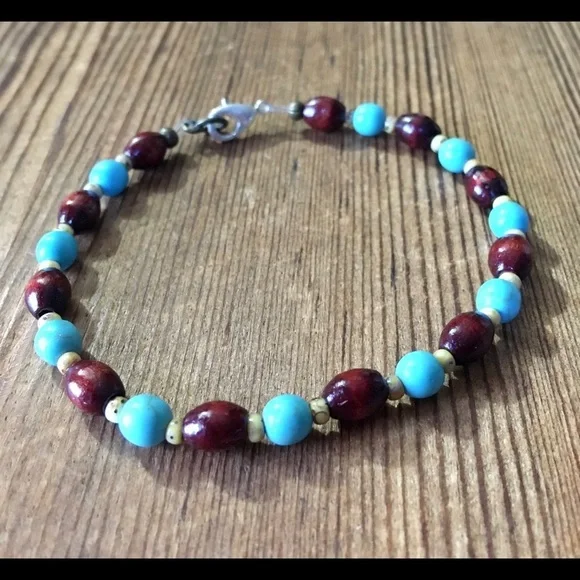 Men's 8 inches Wood and Turquoise Beaded Bracelet, Handmade Men's Bracelet - Picture 3 of 6